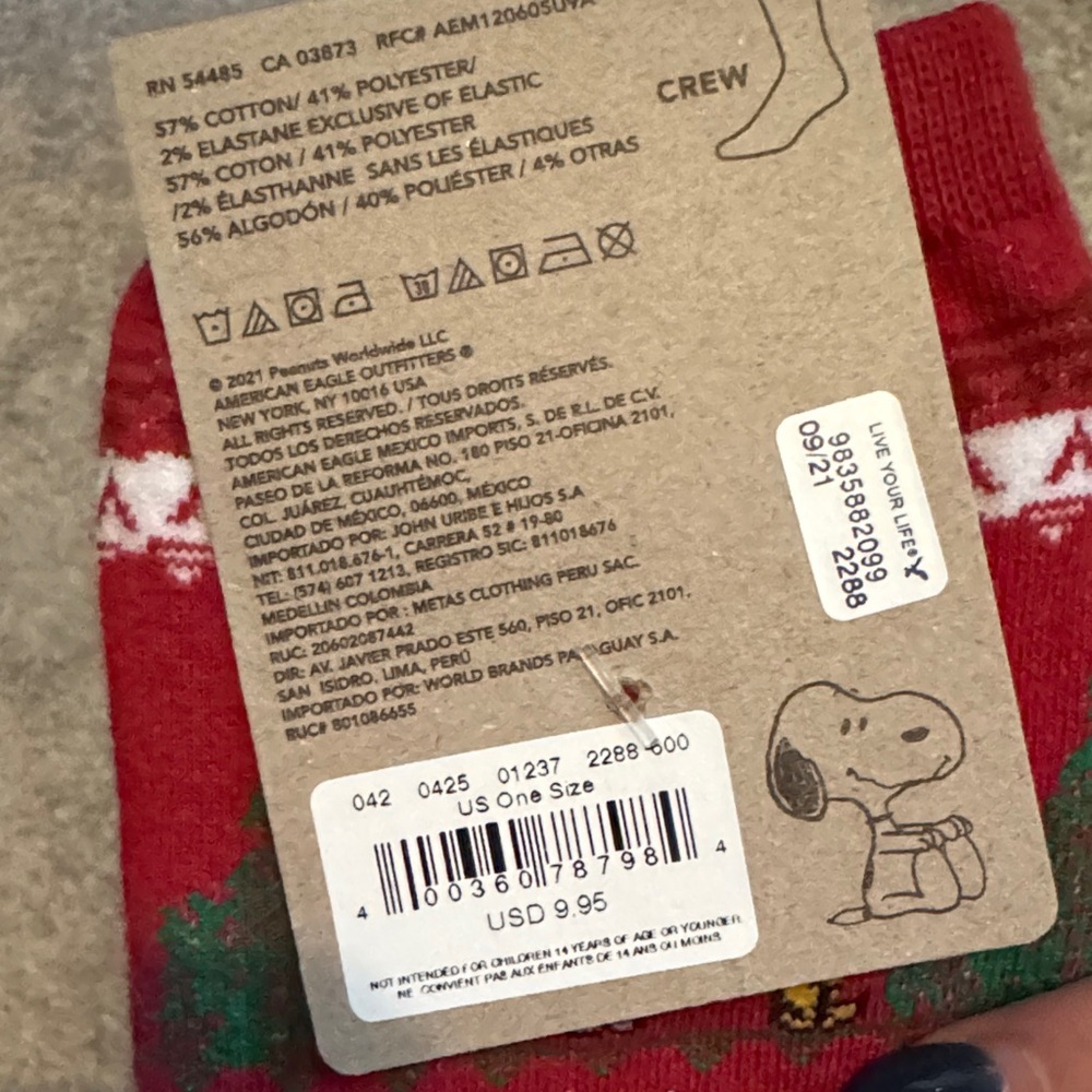American Eagle Outfitters Red Holiday Crew Socks - Picture 3 of 3